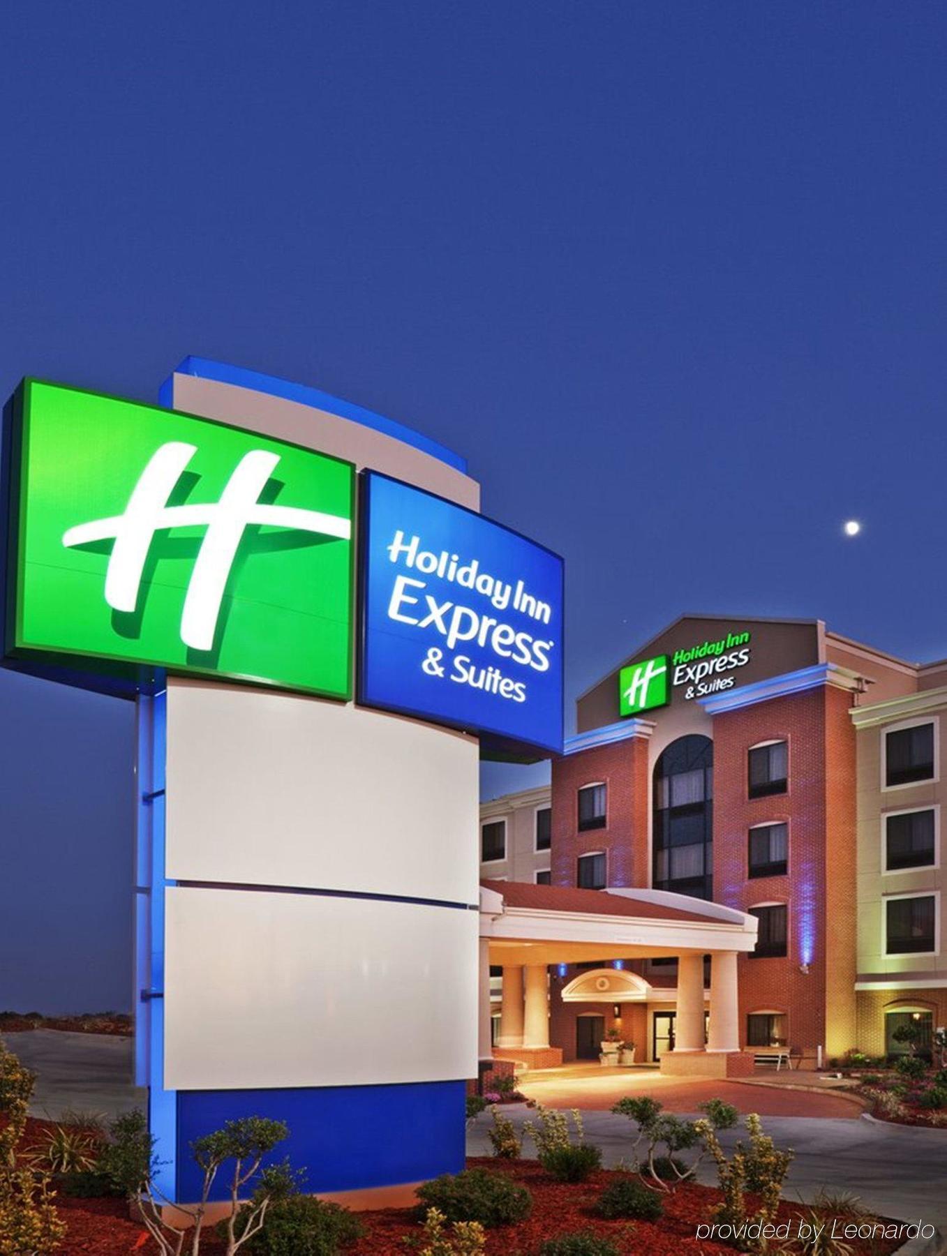Holiday Inn Express & Suites Cumberland - La Vale By Ihg Exterior photo